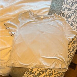 90 Degree By Reflex Light Gray Short Sleeve Tee